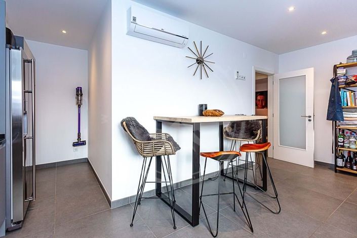 Image No.12-4 Bed Villa for sale