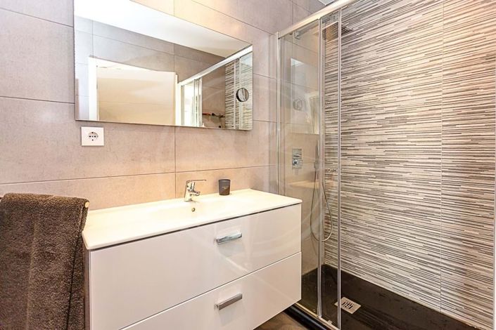 Image No.20-4 Bed Villa for sale