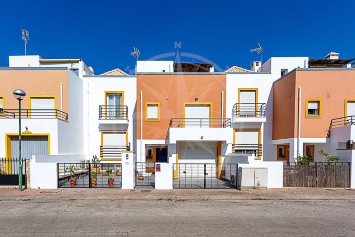 Image No.27-4 Bed Villa for sale