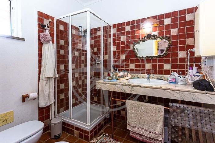 Image No.14-3 Bed Villa for sale