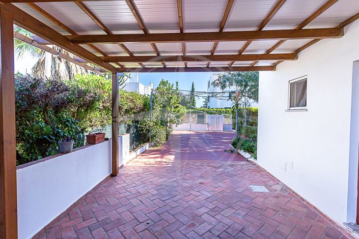 Image No.21-3 Bed Villa for sale