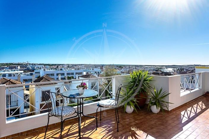 Image No.3-3 Bed Apartment for sale