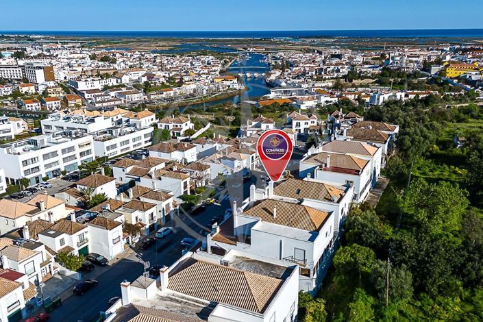 Image No.24-3 Bed Apartment for sale