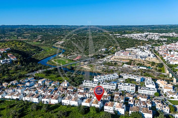 Image No.25-3 Bed Apartment for sale