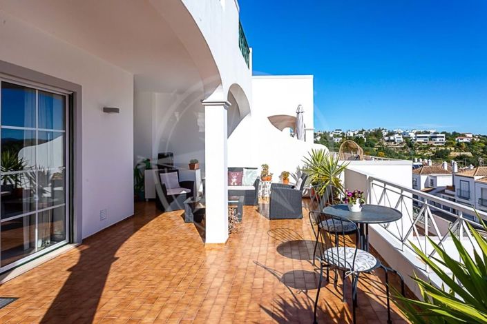 Image No.10-3 Bed Apartment for sale