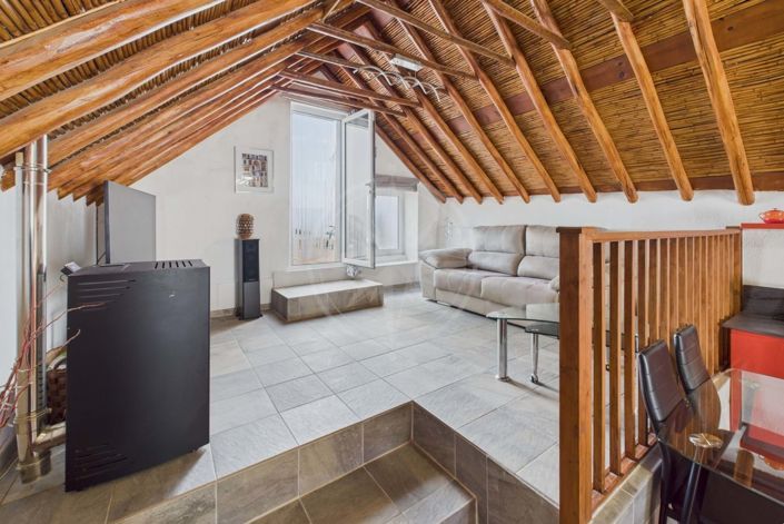 Image No.10-3 Bed Townhouse for sale