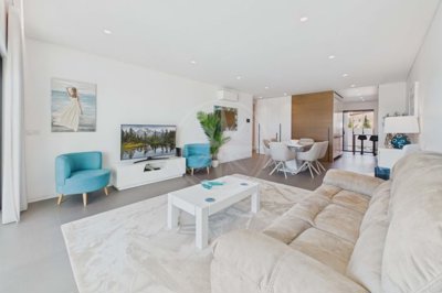 1987-372955-0086b5b4f2b294297643049c268e89554