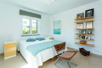 1987-373038-0086b5b4f2b294297643049c268e89554