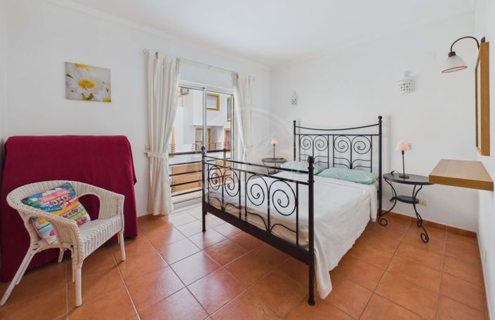 Image No.12-2 Bed Apartment for sale