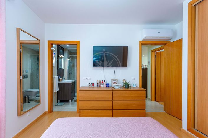 Image No.16-2 Bed Apartment for sale