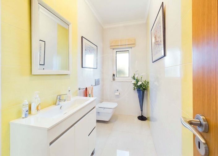 Image No.21-4 Bed Villa for sale