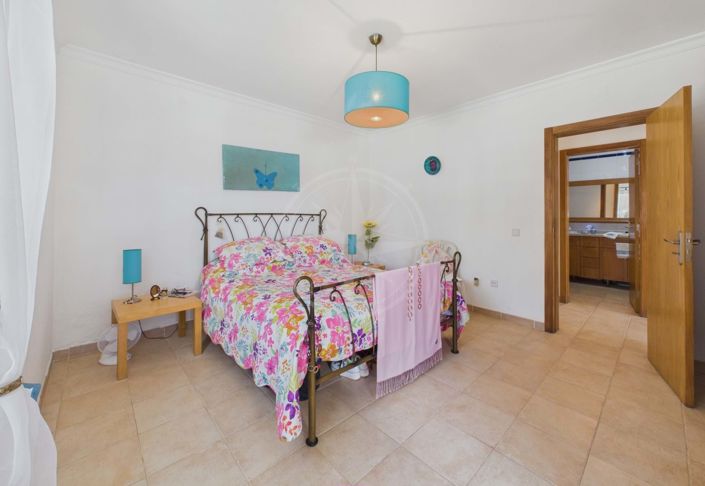 Image No.12-1 Bed Apartment for sale