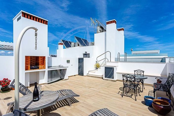 Image No.18-2 Bed Apartment for sale