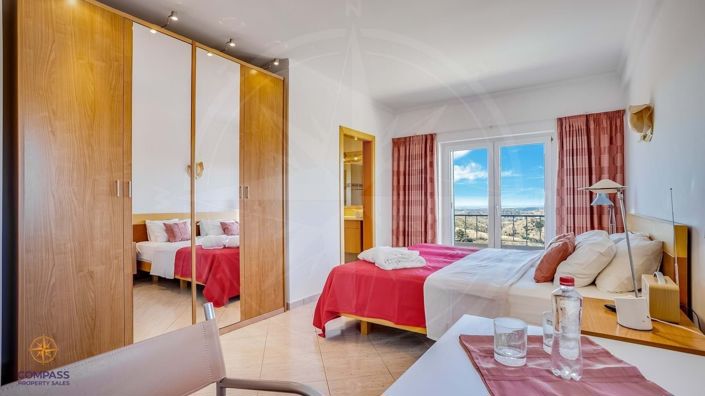 Image No.21-4 Bed Villa for sale
