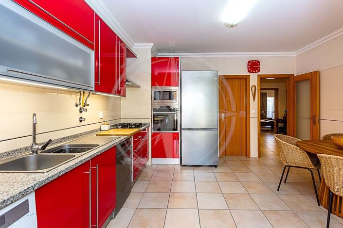 Image No.10-3 Bed Apartment for sale