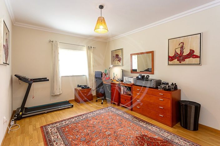 Image No.19-3 Bed Apartment for sale