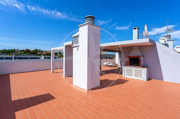 Image No.23-3 Bed Apartment for sale