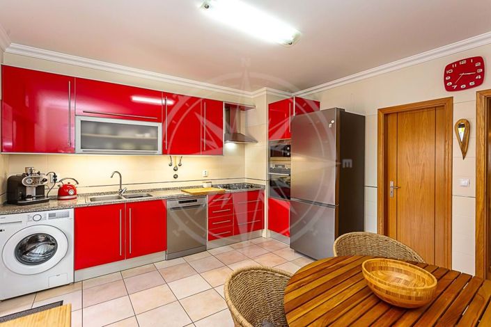 Image No.8-3 Bed Apartment for sale
