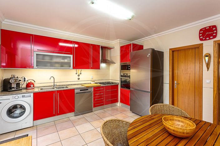 Image No.8-3 Bed Apartment for sale