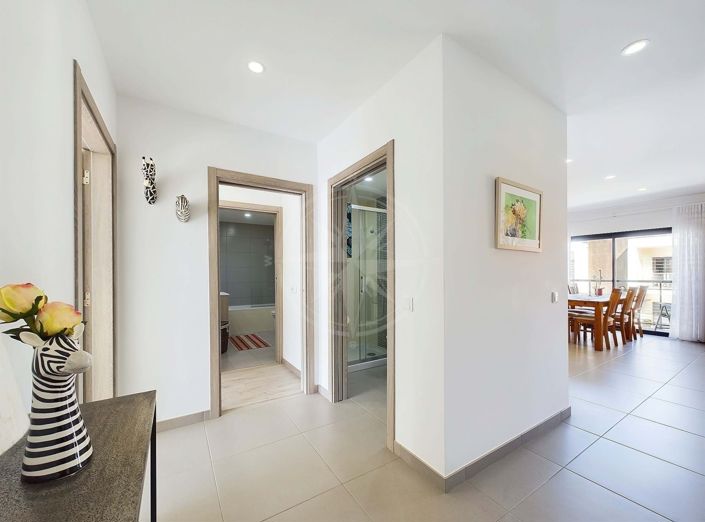 Image No.11-3 Bed Apartment for sale