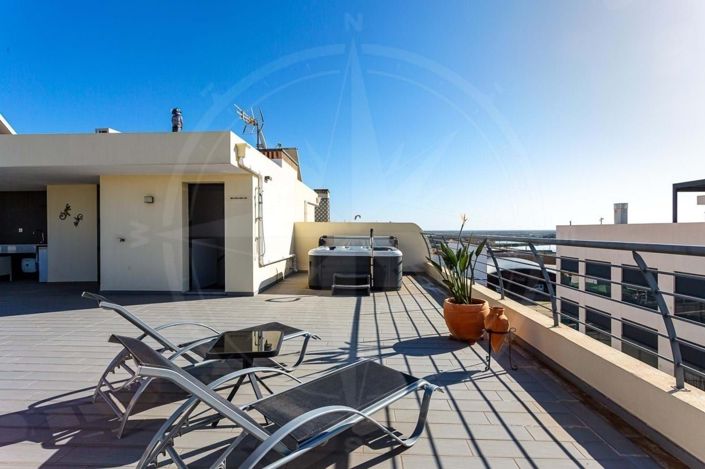 Image No.19-3 Bed Apartment for sale