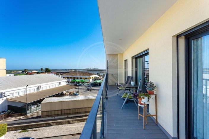 Image No.9-3 Bed Apartment for sale