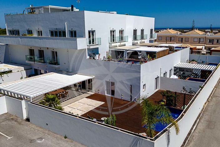 Image No.16-2 Bed Apartment for sale