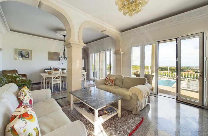 Image No.19-4 Bed Villa for sale