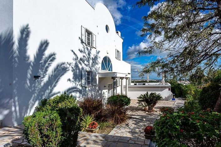 Image No.4-4 Bed Villa for sale