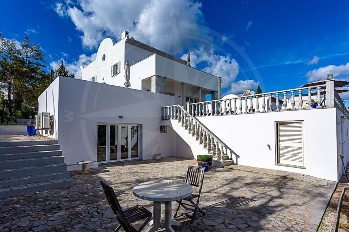 Image No.35-4 Bed Villa for sale