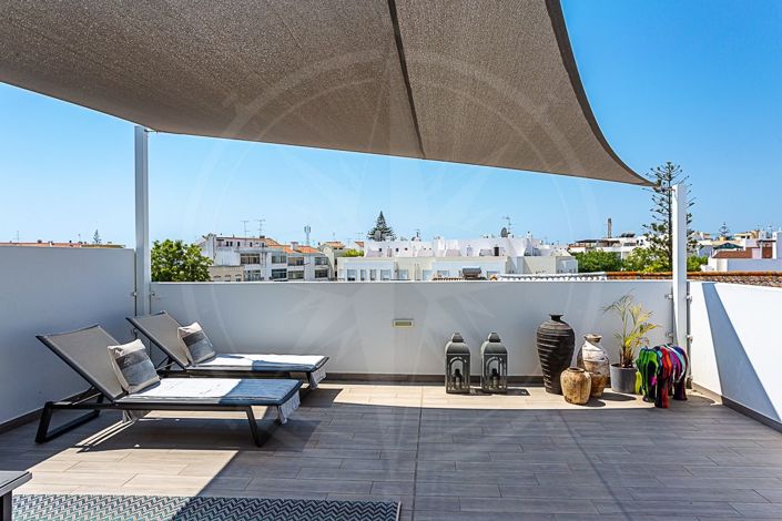 Image No.20-3 Bed Apartment for sale