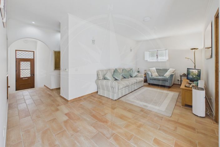 Image No.4-2 Bed Townhouse for sale