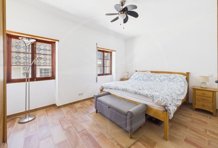 Image No.10-2 Bed Townhouse for sale