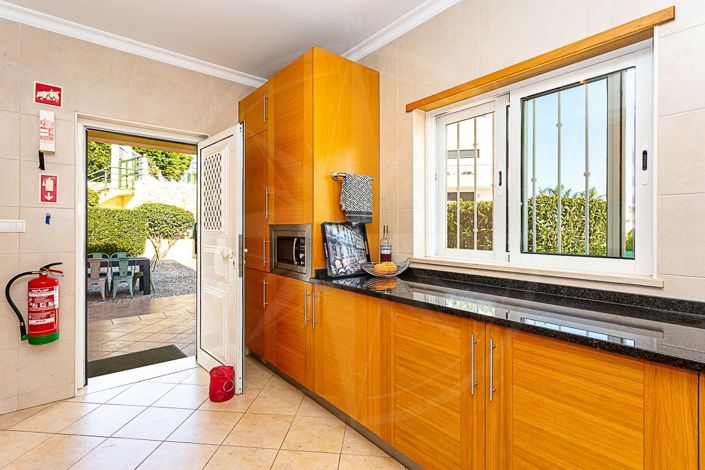 Image No.9-4 Bed Villa for sale