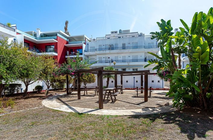 Image No.16-2 Bed Apartment for sale