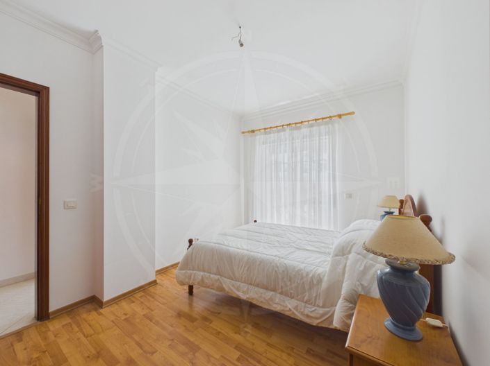 Image No.11-3 Bed Apartment for sale