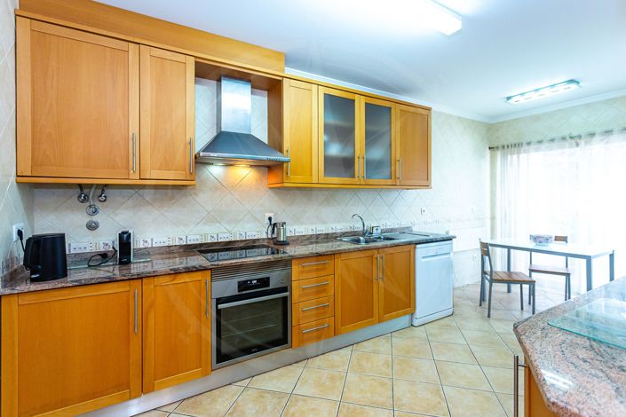 Image No.8-4 Bed Villa for sale