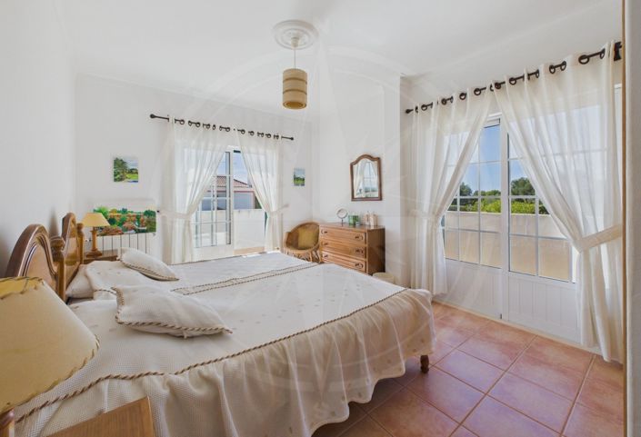 Image No.9-2 Bed Villa for sale