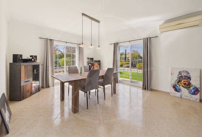Image No.8-4 Bed Villa for sale
