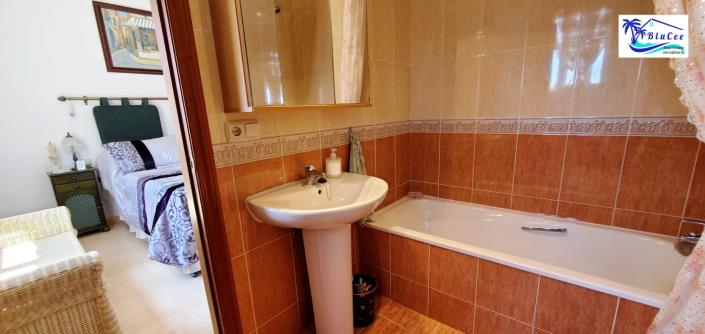 Image No.30-3 Bed House/Villa for sale