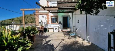 For-Sale-Village-House-in-Moclinejo--12-