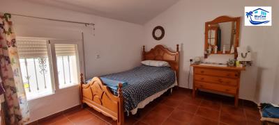 For-Sale-2-bedroom-house-in-hamlet-near-Vinuela--6-