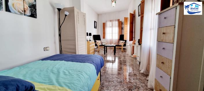 Image No.22-3 Bed Apartment for sale