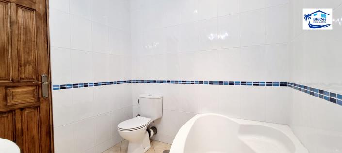 Image No.20-3 Bed Village House for sale