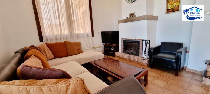 Image No.7-Villa de 4 chambres à vendre à Torrox