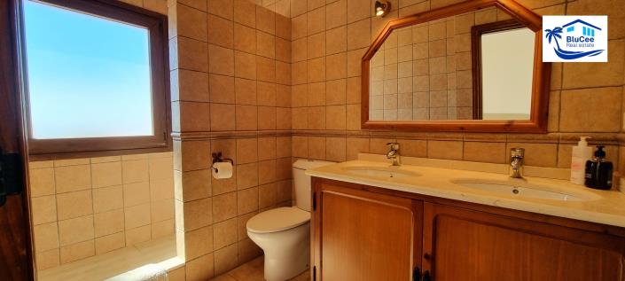 Image No.18-Villa de 4 chambres à vendre à Torrox