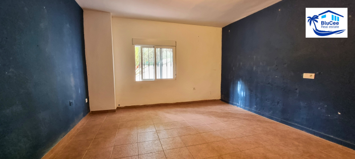 Image No.26-5 Bed House/Villa for sale