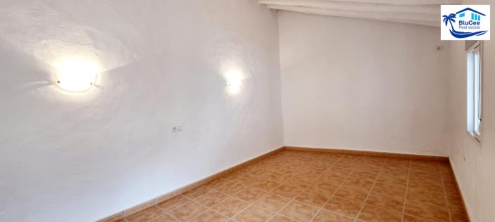 Image No.20-Maison de village de 4 chambres à vendre à Periana