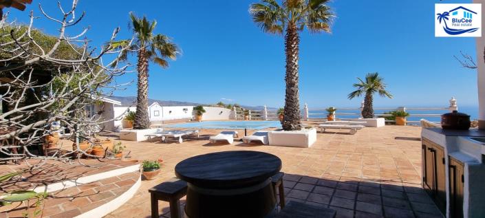 Image No.14-3 Bed Villa for sale