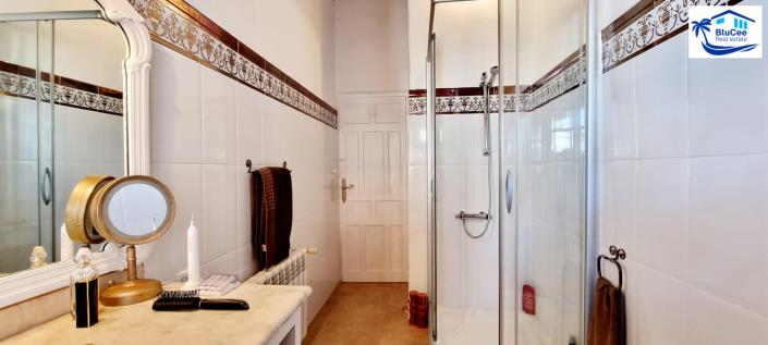 Image No.42-3 Bed Villa for sale